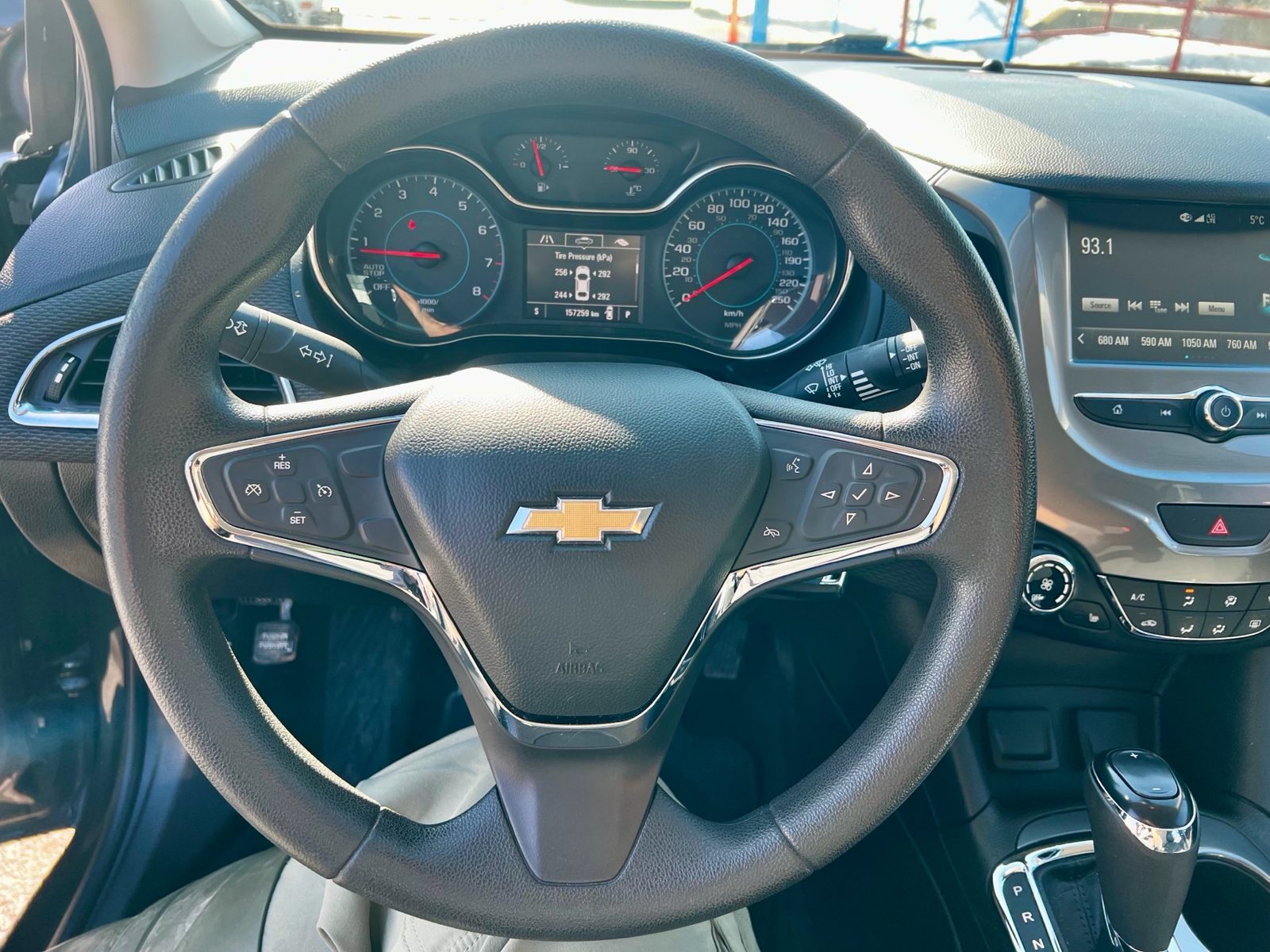 2018 Chevrolet Cruze 4dr HB 1.4L LT w/1SD, photo 11 of 12