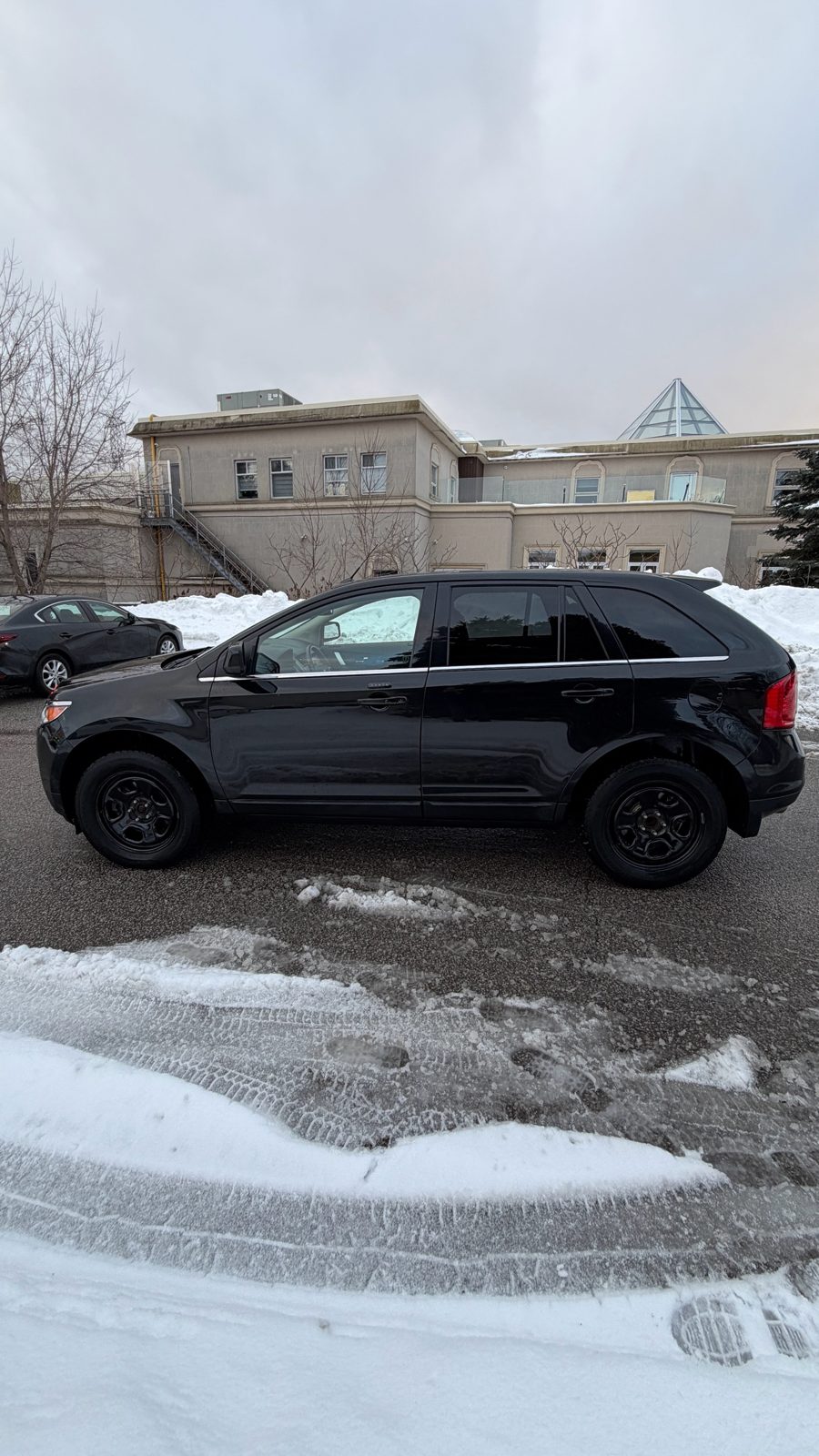 2011 Ford Edge 4dr Limited FWD, photo 8 of 12
