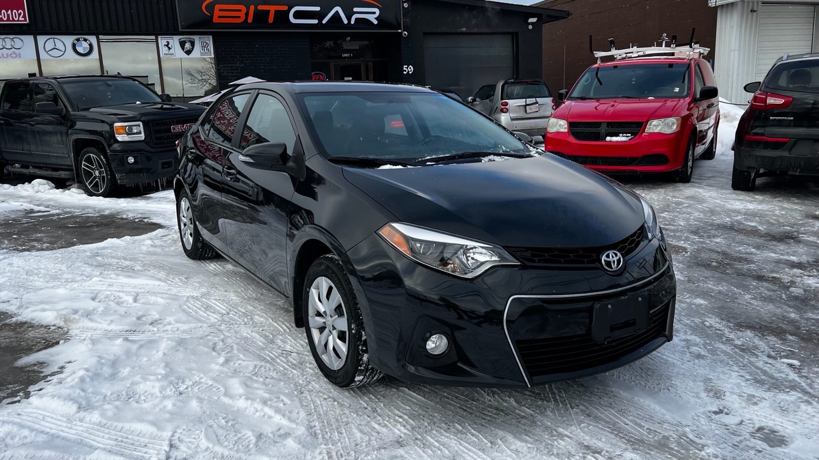 2014 Toyota Corolla 4dr Sdn, photo 6 of 8