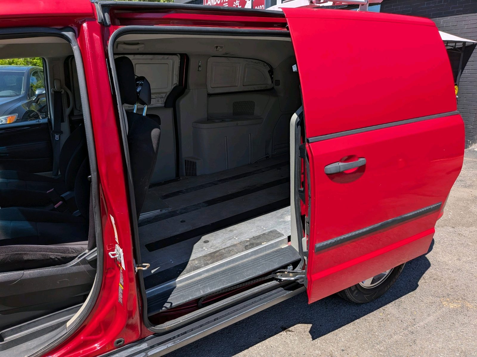 2013 Ram Cargo Van 119" WB, photo 10 of 18