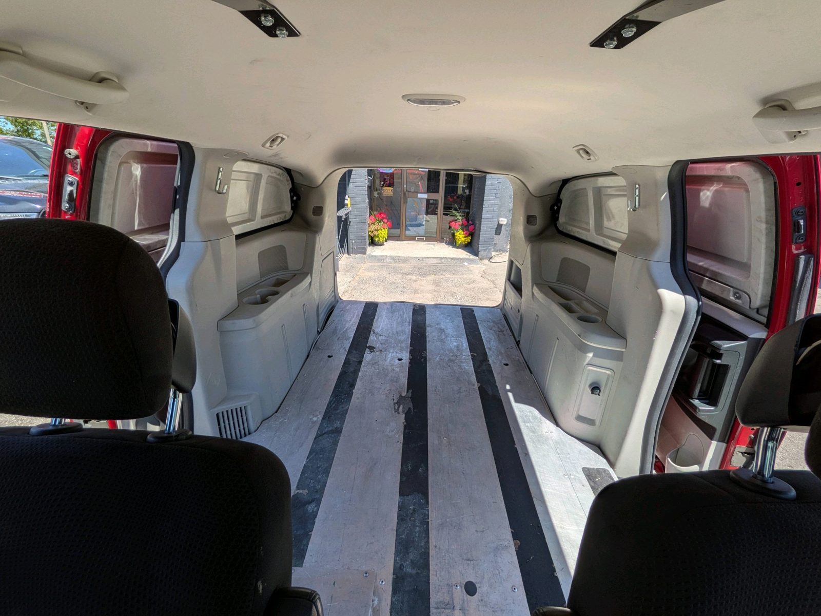 2013 Ram Cargo Van 119" WB, photo 14 of 18
