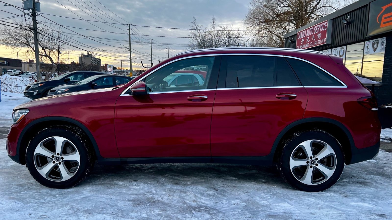 2020 Mercedes-Benz GLC-Class GLC 300 4MATIC SUV, photo 2 of 11