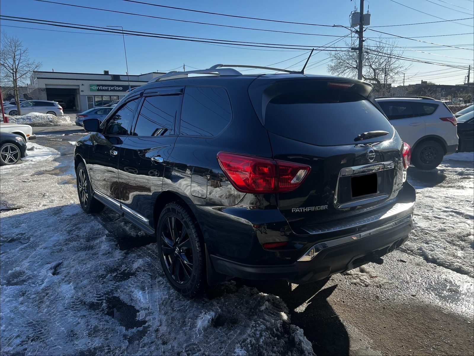 2017 Nissan Pathfinder 4WD 4dr S, photo 3 of 12