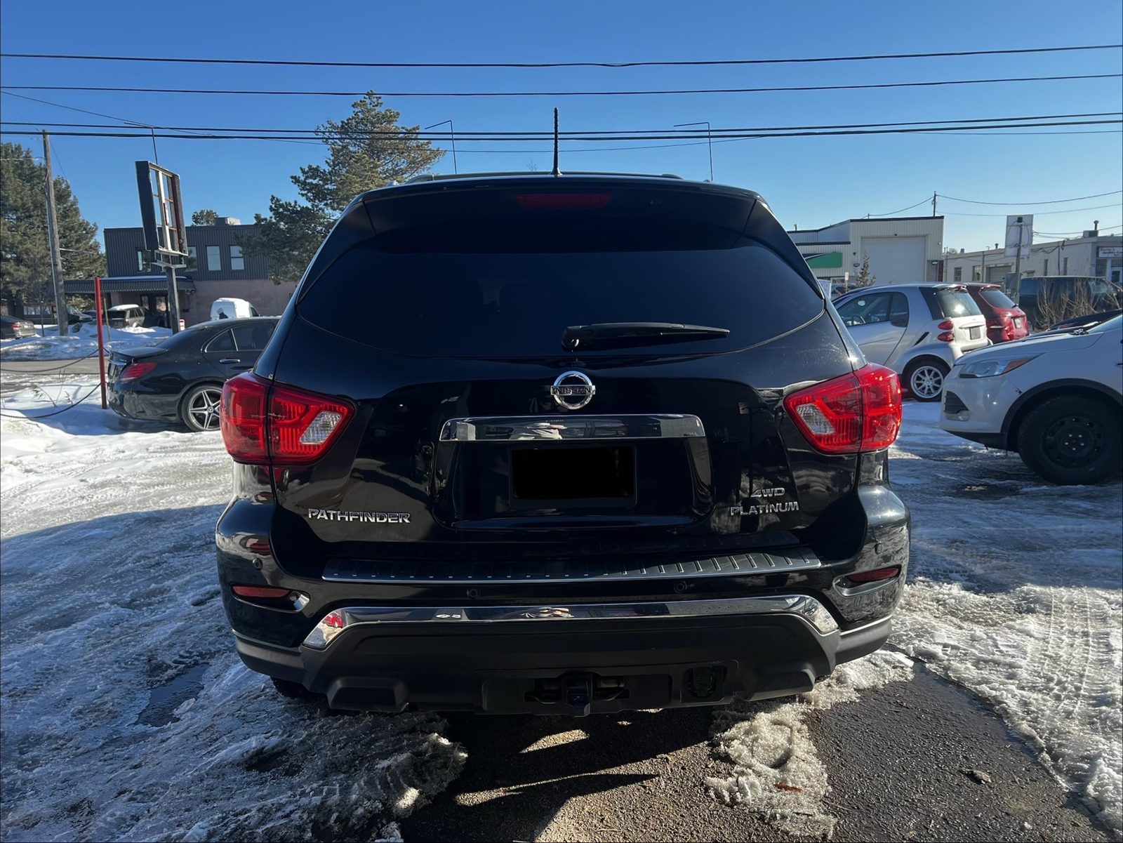 2017 Nissan Pathfinder 4WD 4dr S, photo 4 of 12
