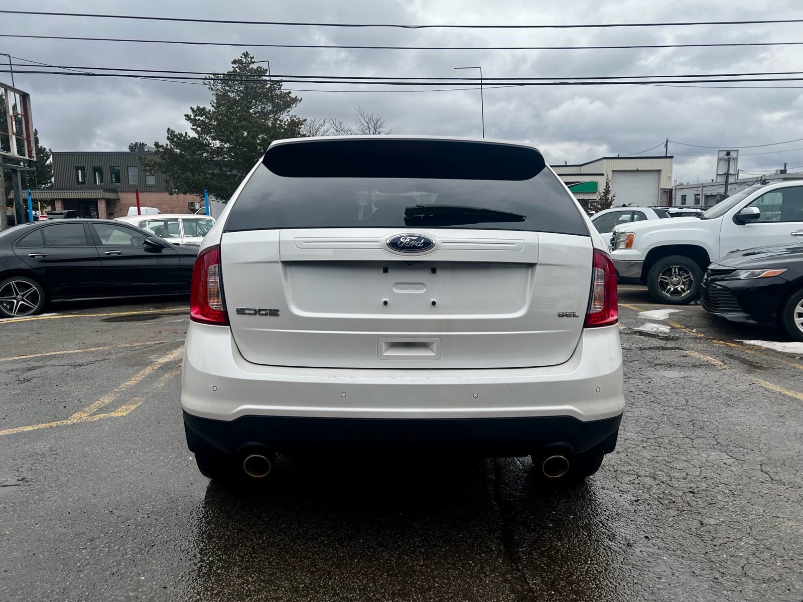 2013 Ford Edge 4dr SEL FWD, photo 4 of 11