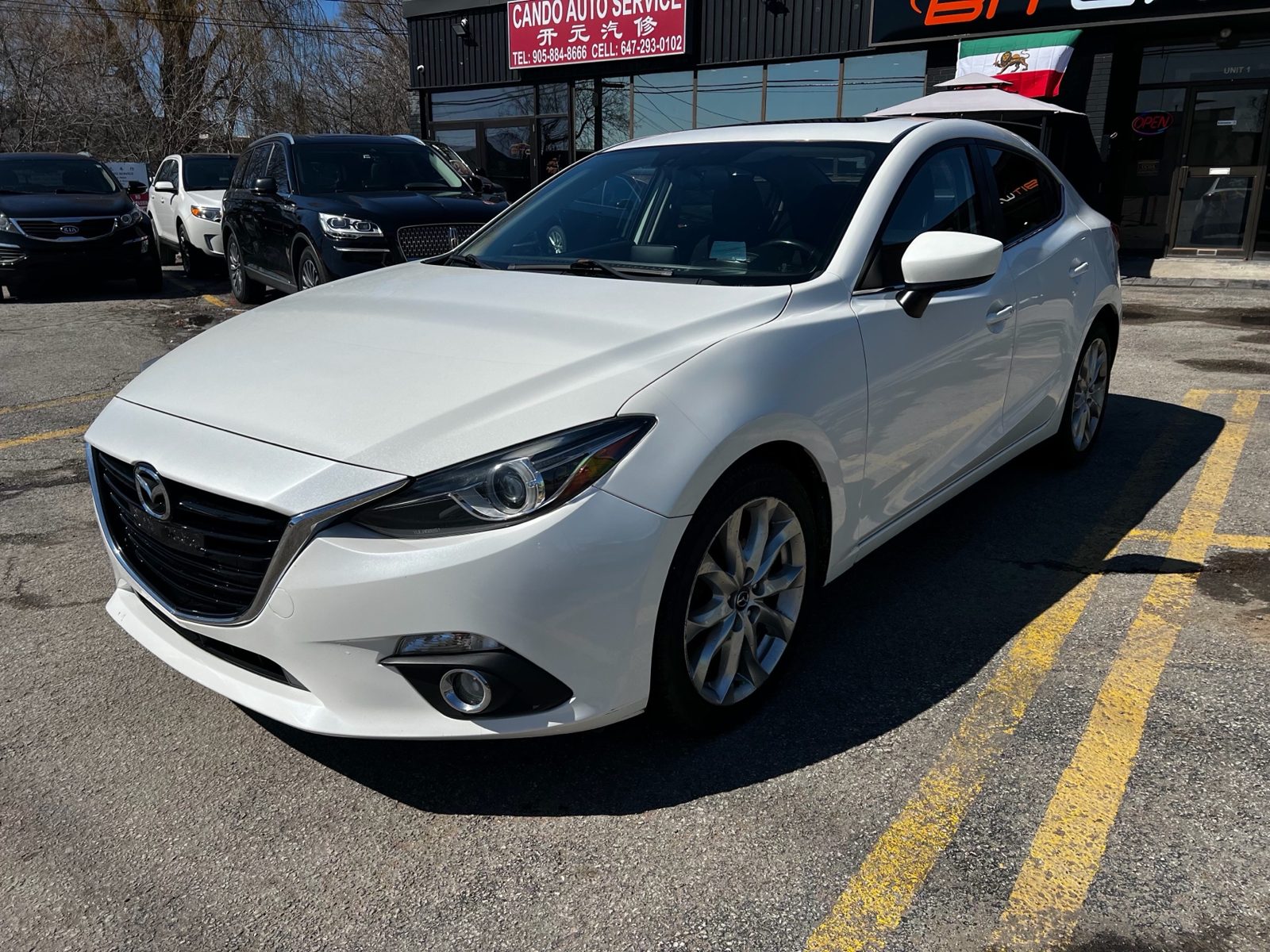 2014 Mazda Mazda3 4dr Sdn Auto GT-SKY, photo 1 of 12