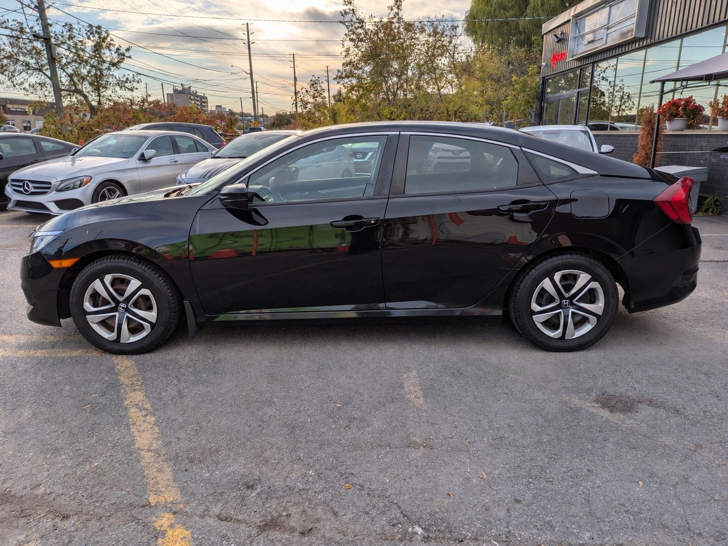 2018 Honda Civic LX, photo 2 of 15