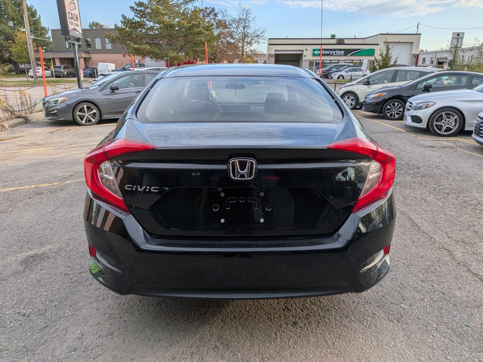 2018 Honda Civic LX, photo 4 of 15