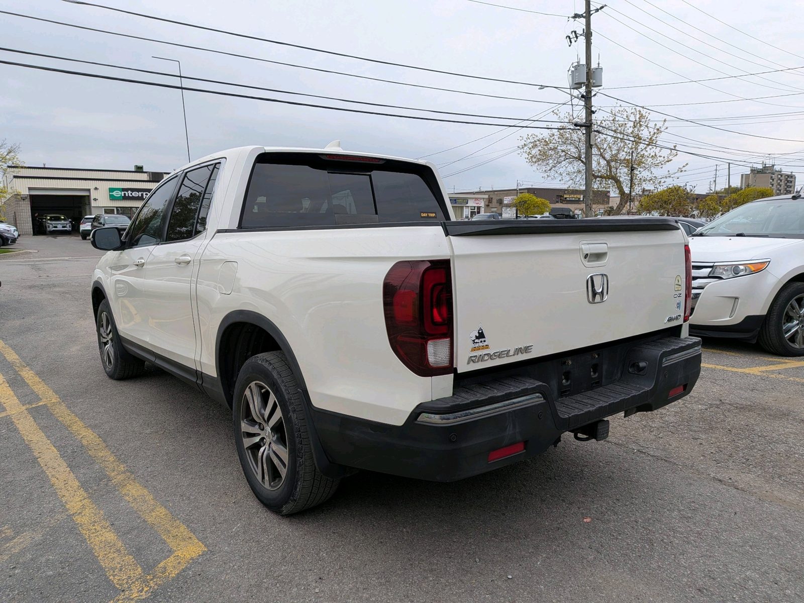 2017 Honda Ridgeline 4WD Crew Cab EX-L, photo 3 of 11