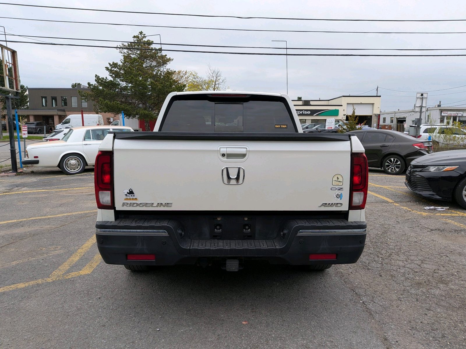 2017 Honda Ridgeline 4WD Crew Cab EX-L, photo 4 of 11