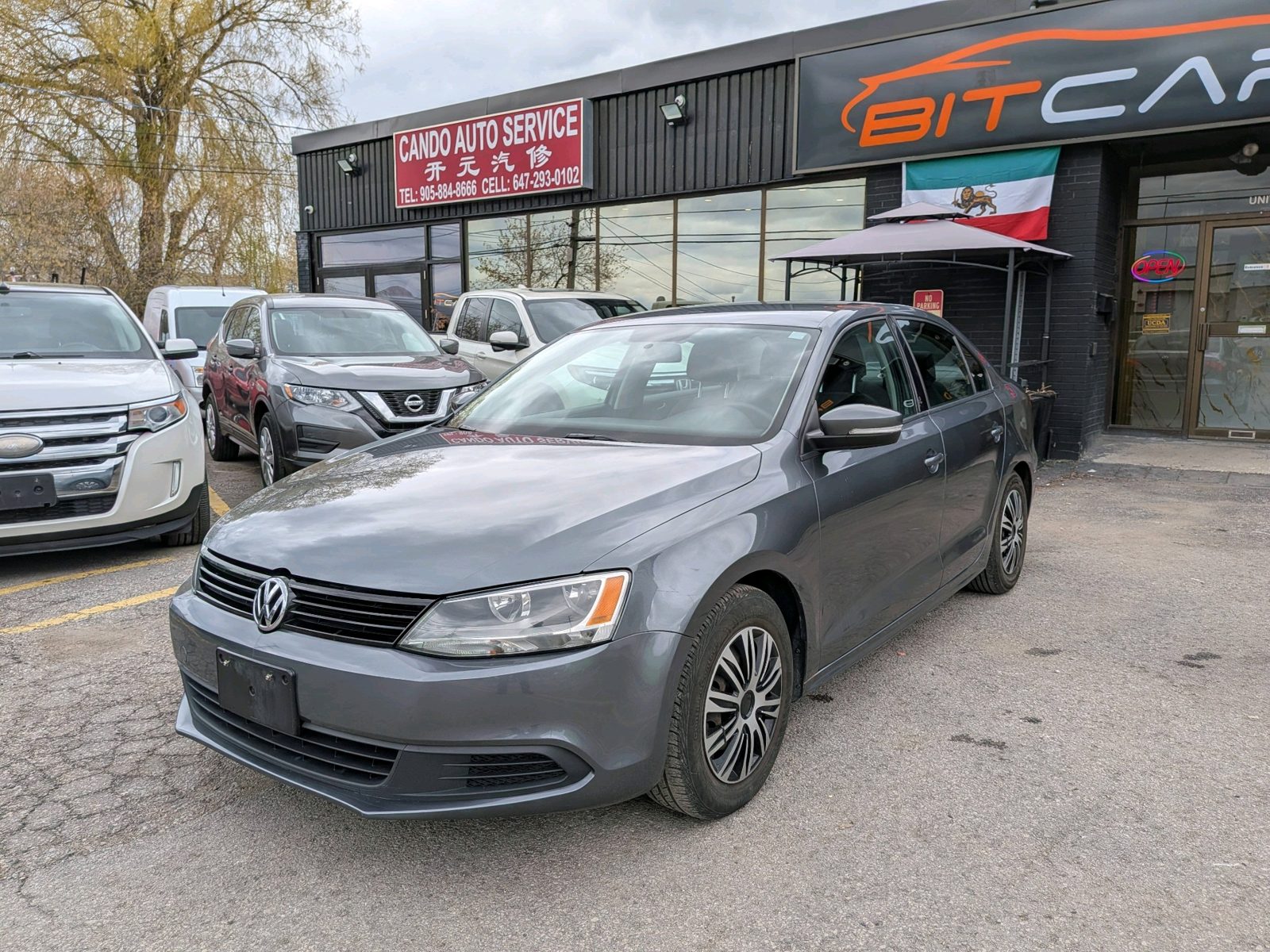 2014 Volkswagen Jetta 4dr 2.0L Auto Trendline+, photo 1 of 10