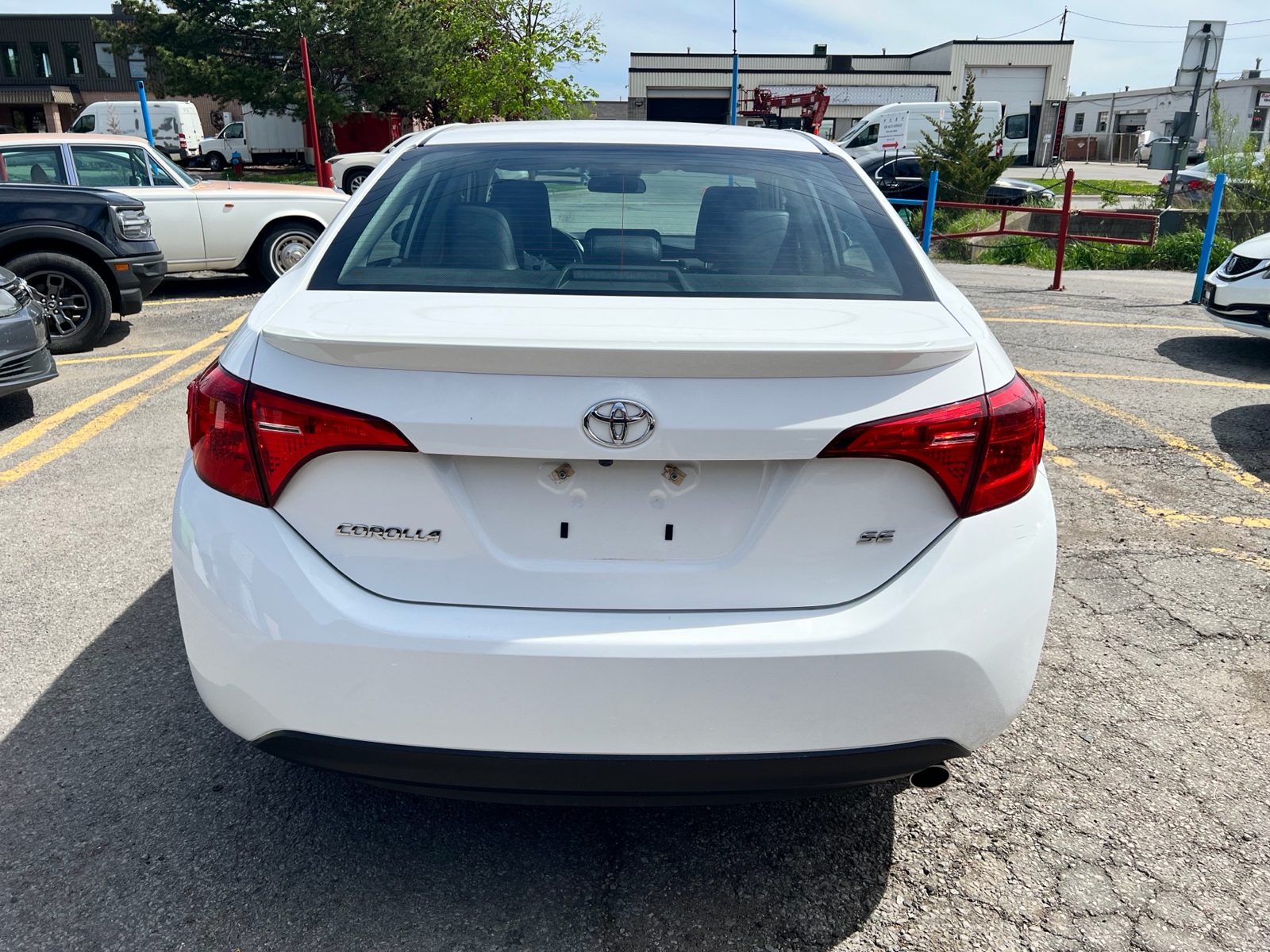 2019 Toyota Corolla CE, photo 4 of 16
