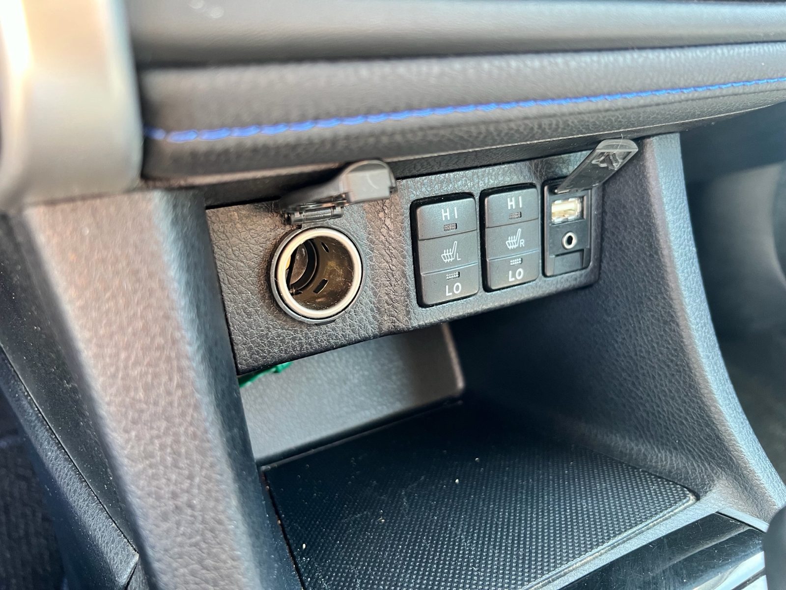 2019 Toyota Corolla CE, photo 13 of 16