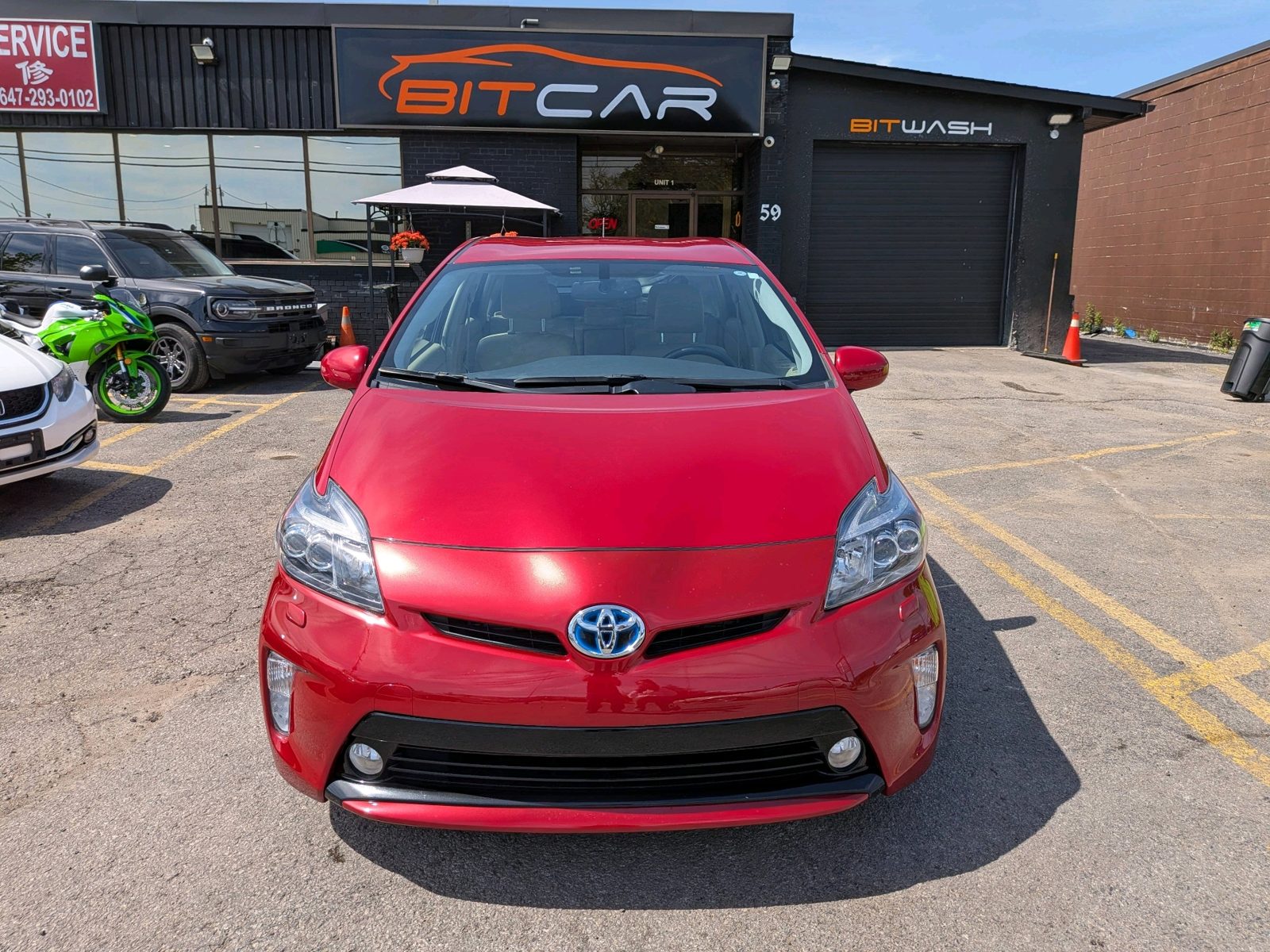 2014 Toyota Prius 5dr HB, photo 8 of 15