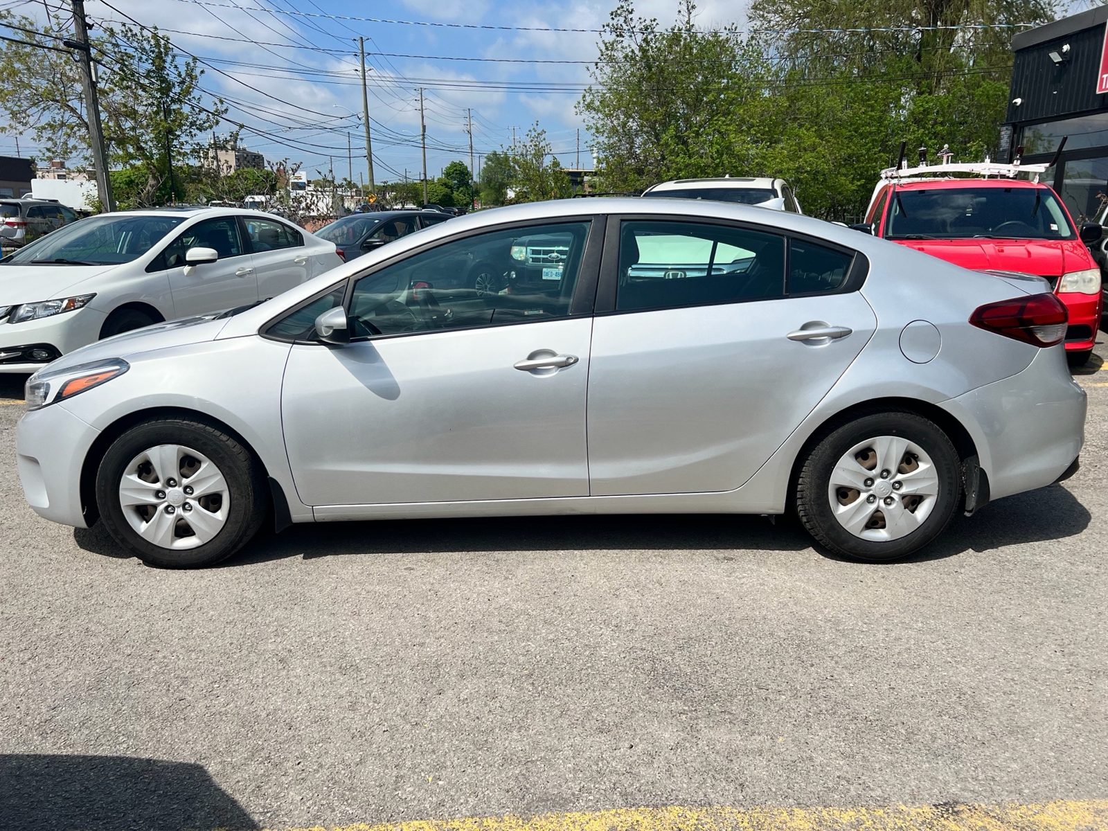 2018 Kia Forte LX, photo 2 of 16