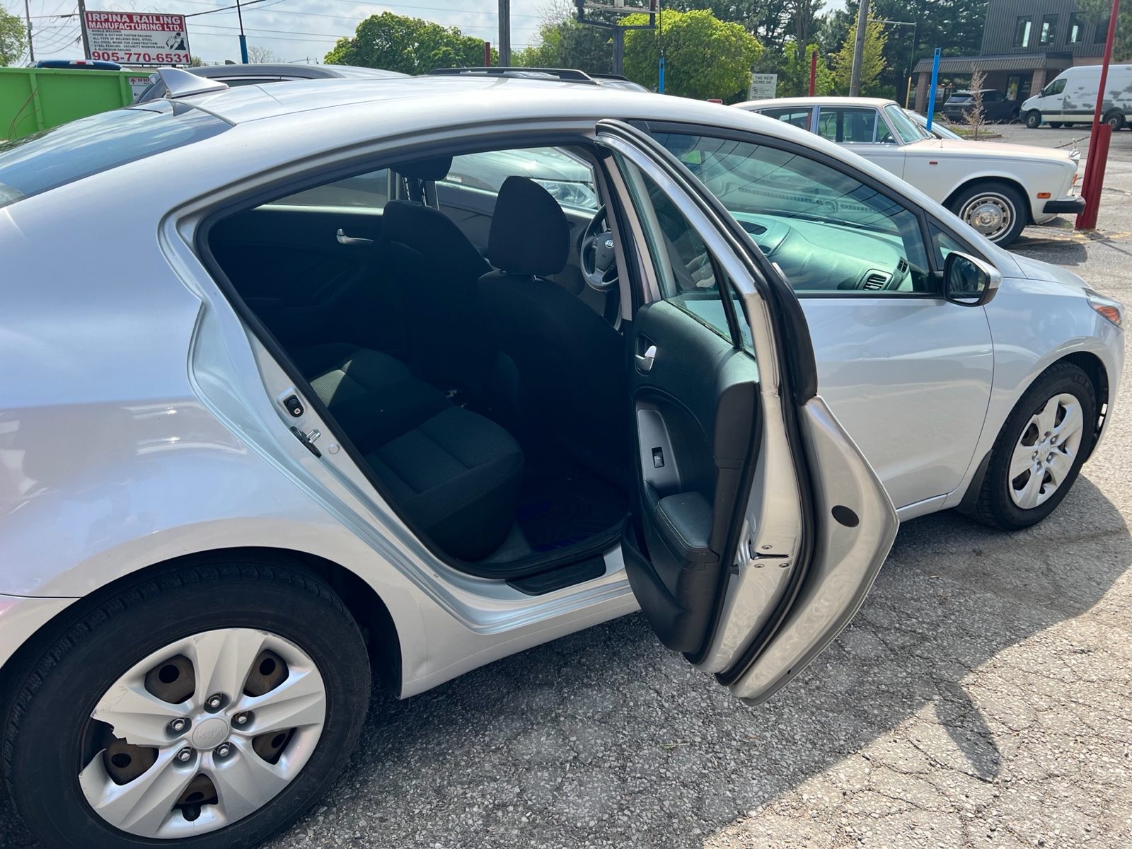 2018 Kia Forte LX, photo 11 of 16