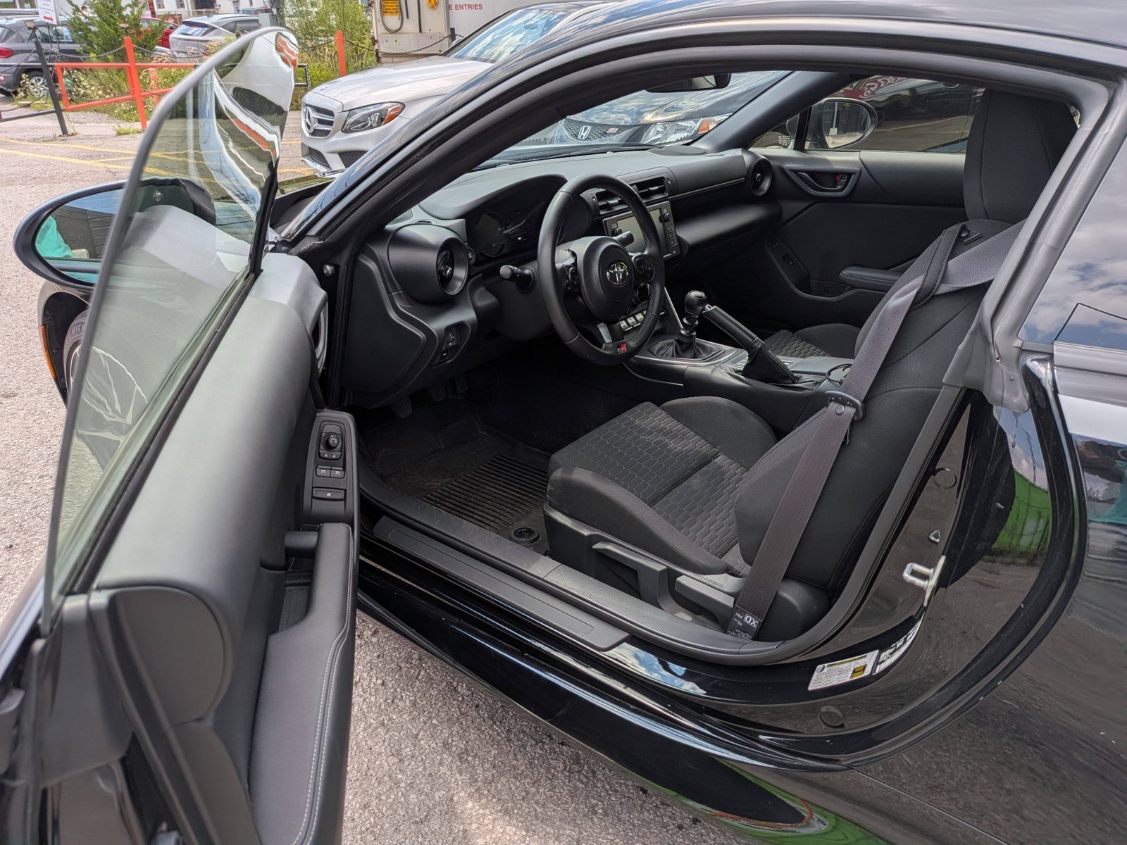 2024 Toyota GR86 Manual, photo 9 of 14