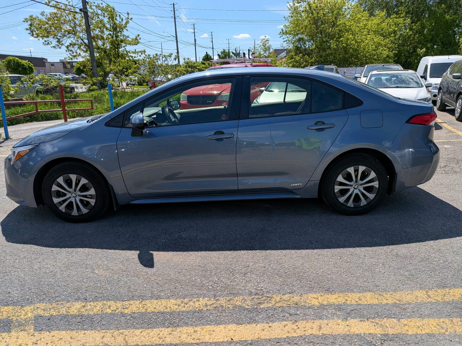 2024 Toyota Corolla Hybrid LE CVT AWD, photo 2 of 15