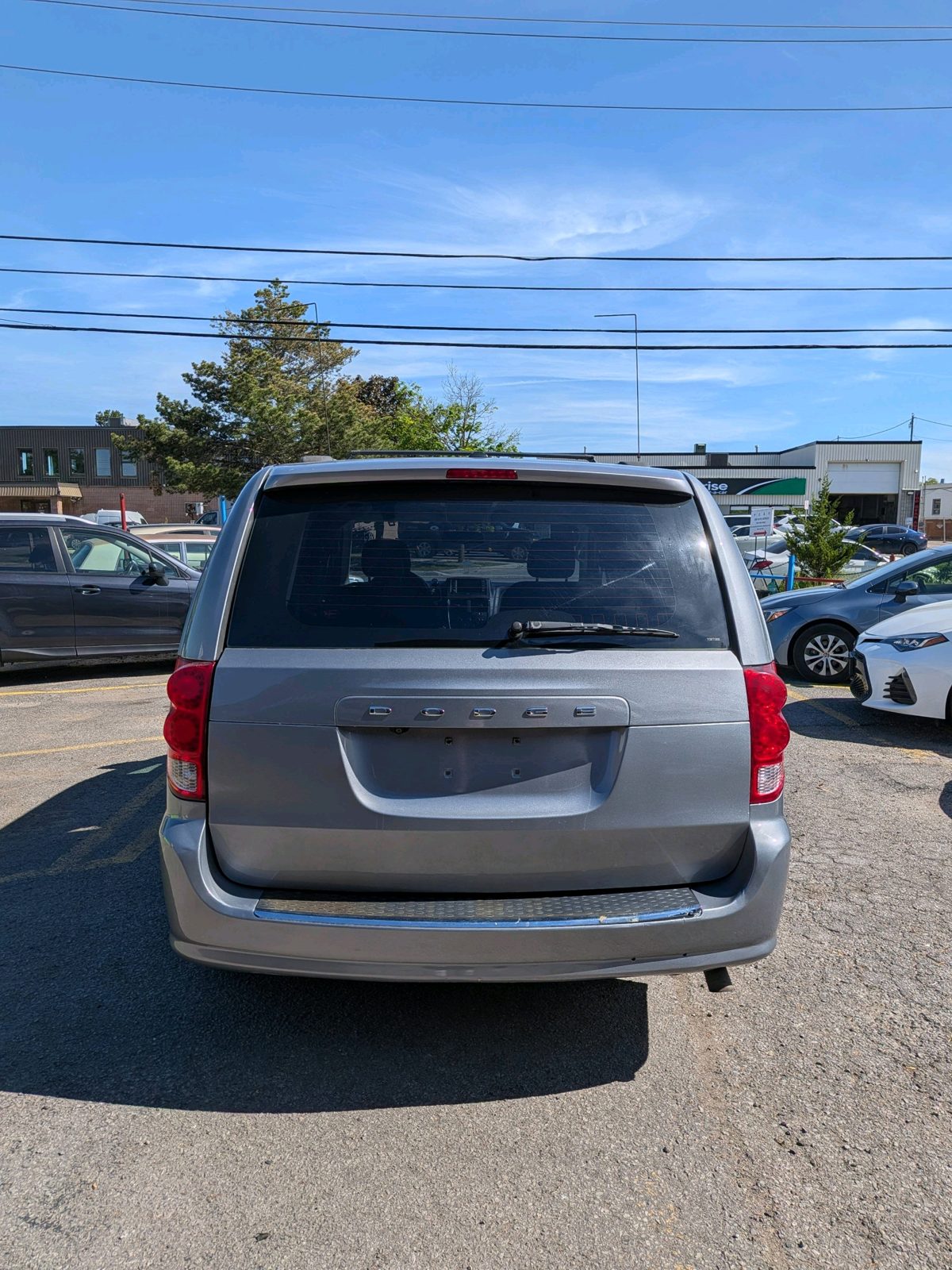 2014 Dodge Grand Caravan 4dr Wgn SXT, photo 4 of 11