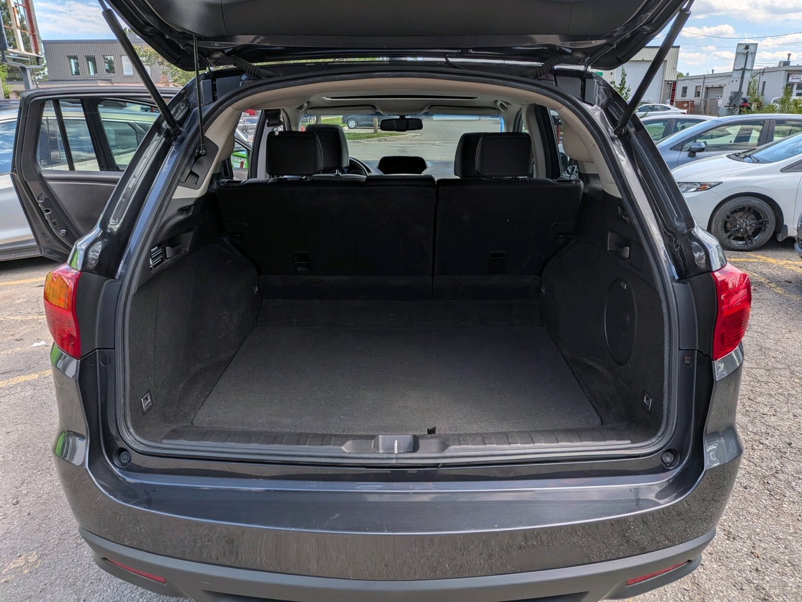 2015 Acura RDX AWD 4dr Tech Pkg, photo 11 of 17