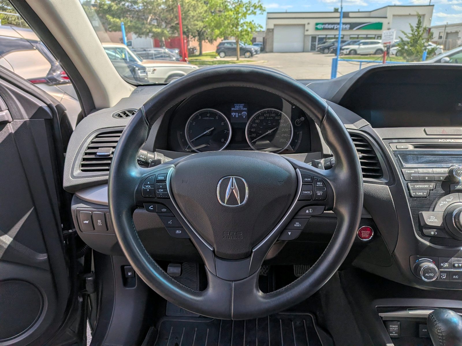 2015 Acura RDX AWD 4dr Tech Pkg, photo 16 of 17