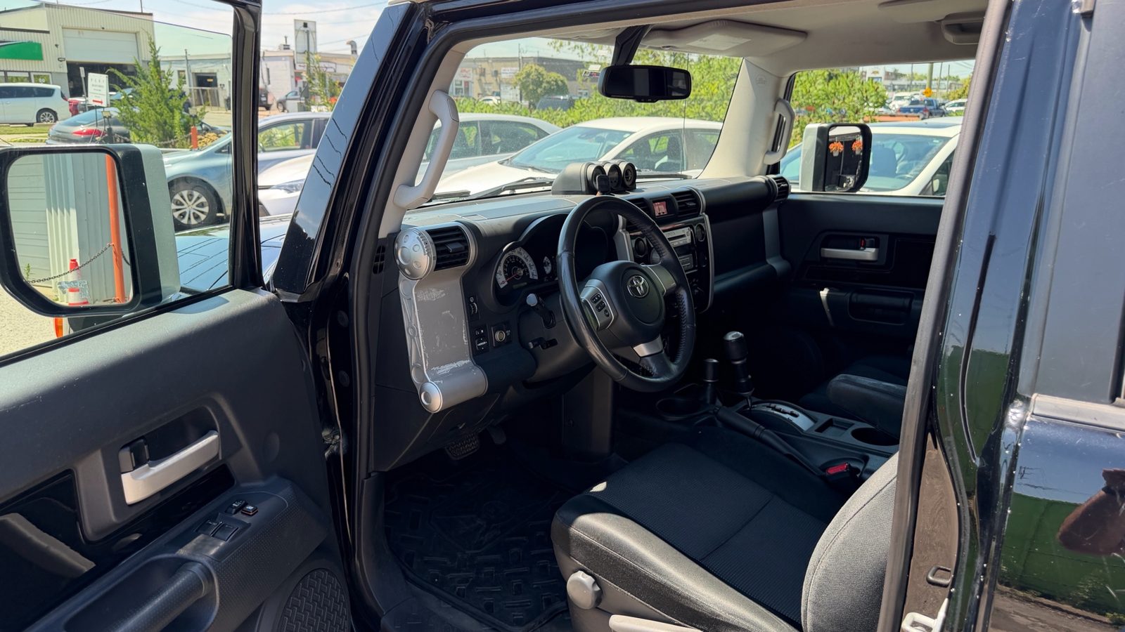 2010 Toyota FJ Cruiser 4WD 4dr Man, photo 9 of 14