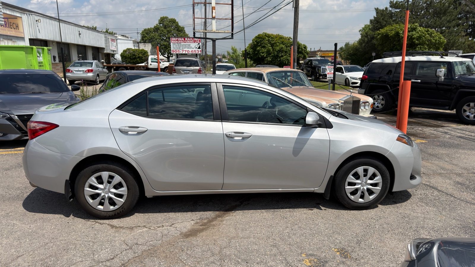 2018 Toyota Corolla CE, photo 6 of 15