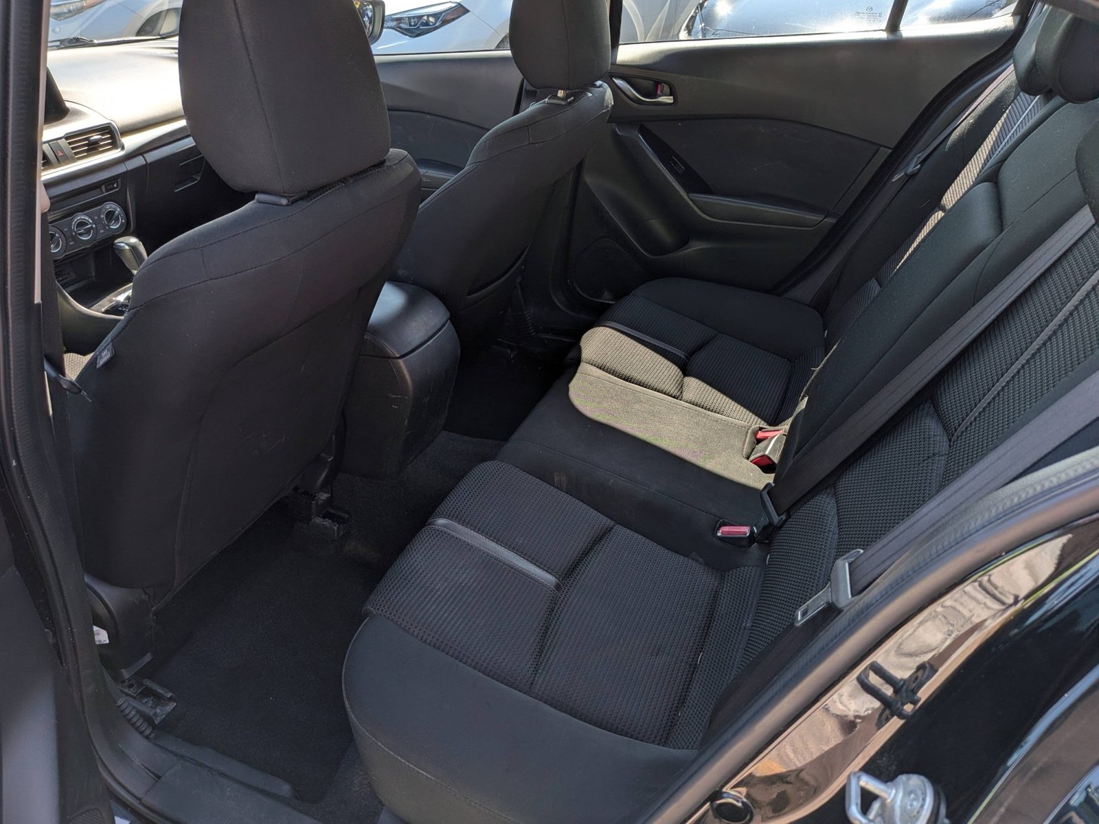2018 Mazda Mazda3 GS, photo 10 of 14