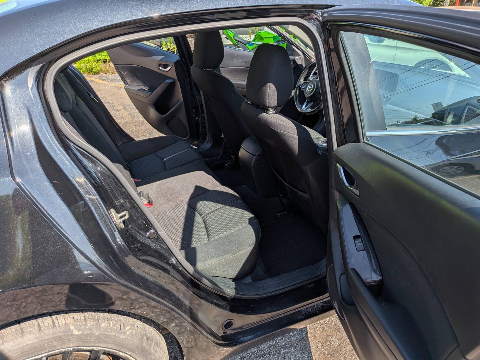 2018 Mazda Mazda3 GS, photo 11 of 14