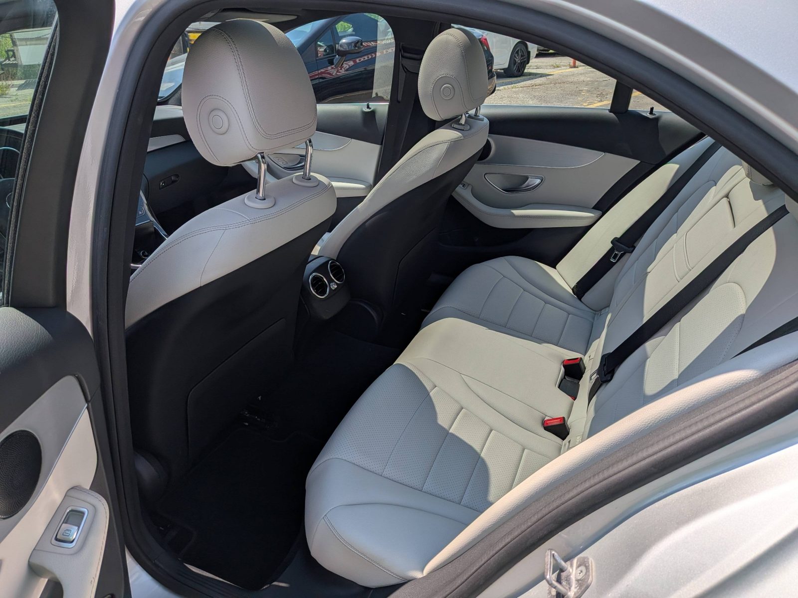 2017 Mercedes-Benz C-Class 4dr Sdn C 300 4MATIC, photo 9 of 17