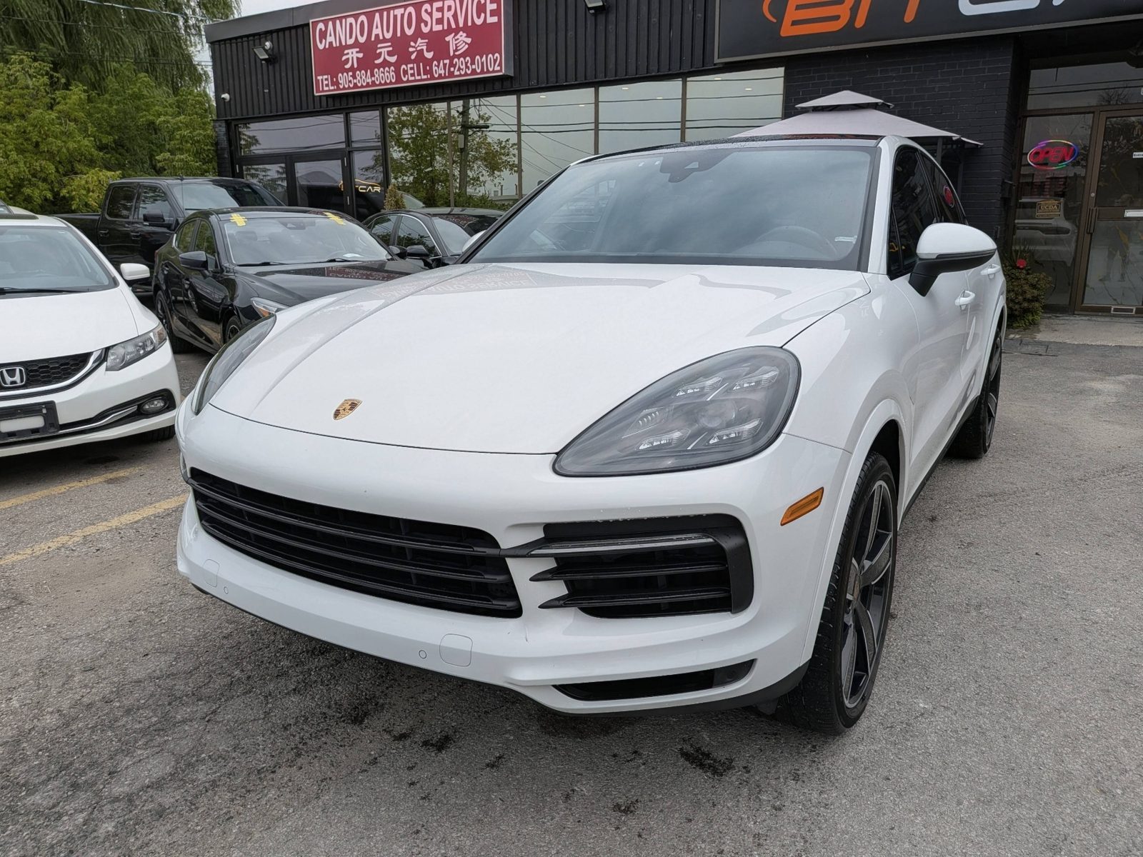 2020 Porsche Cayenne Coupe AWD, photo 1 of 16