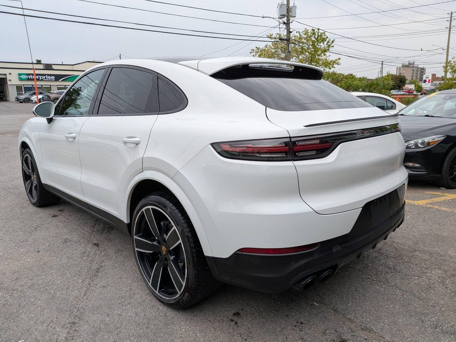 2020 Porsche Cayenne Coupe AWD, photo 3 of 16