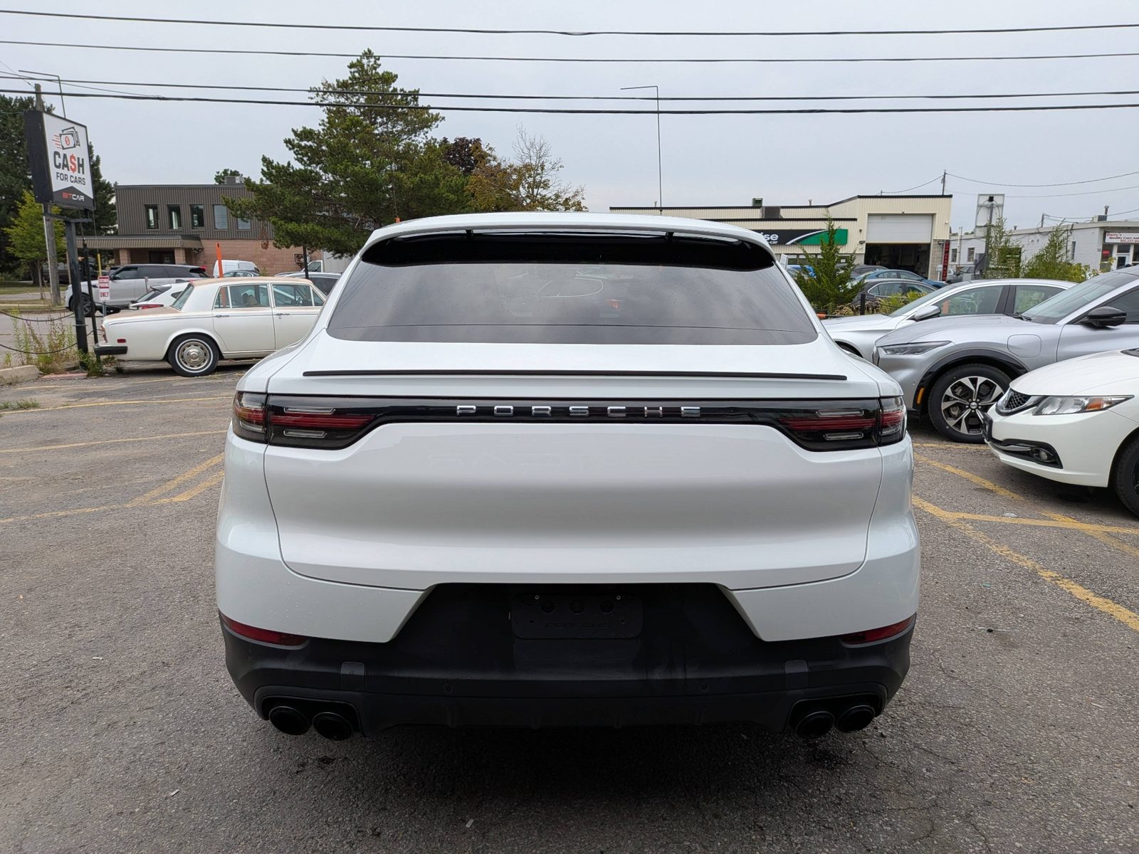 2020 Porsche Cayenne Coupe AWD, photo 4 of 16