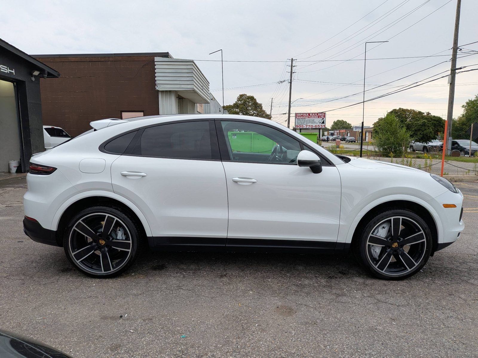 2020 Porsche Cayenne Coupe AWD, photo 6 of 16
