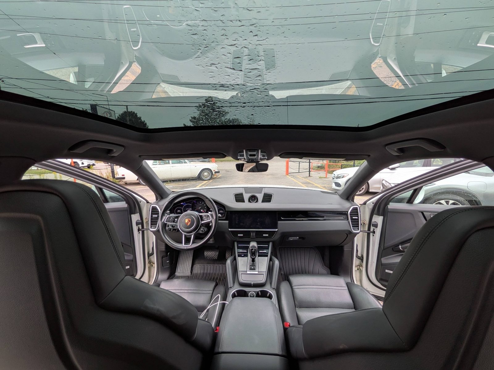 2020 Porsche Cayenne Coupe AWD, photo 13 of 16