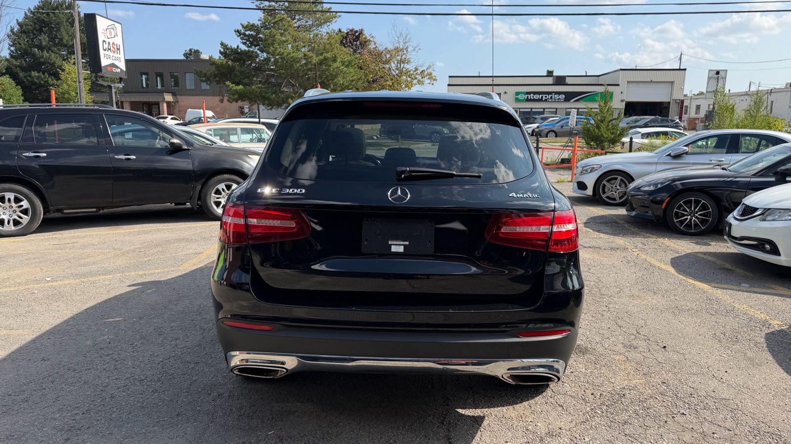 2017 Mercedes-Benz GLC-Class 4MATIC 4dr GLC 300, photo 4 of 8
