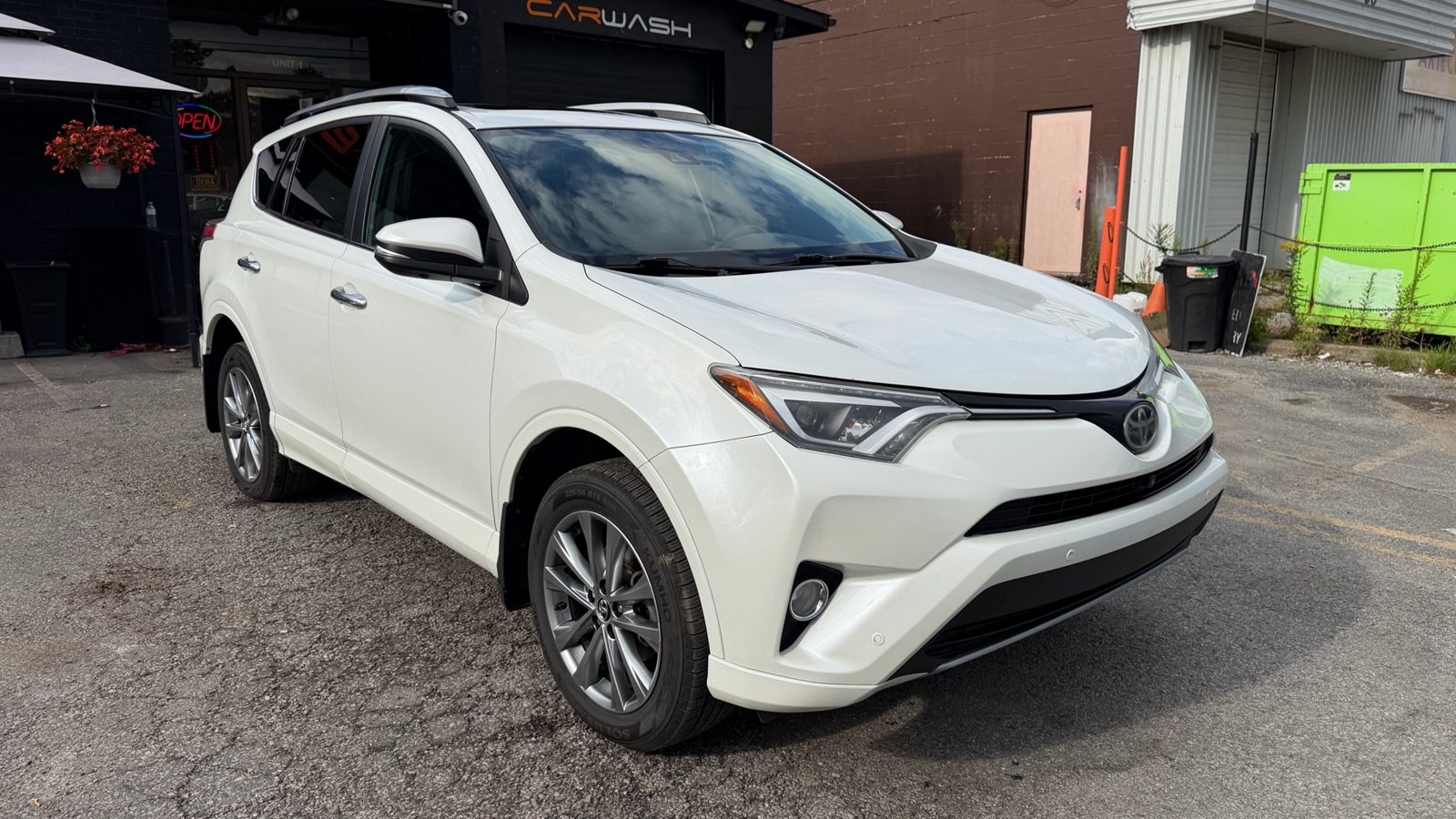 2017 Toyota RAV4 AWD 4dr Limited, photo 7 of 22