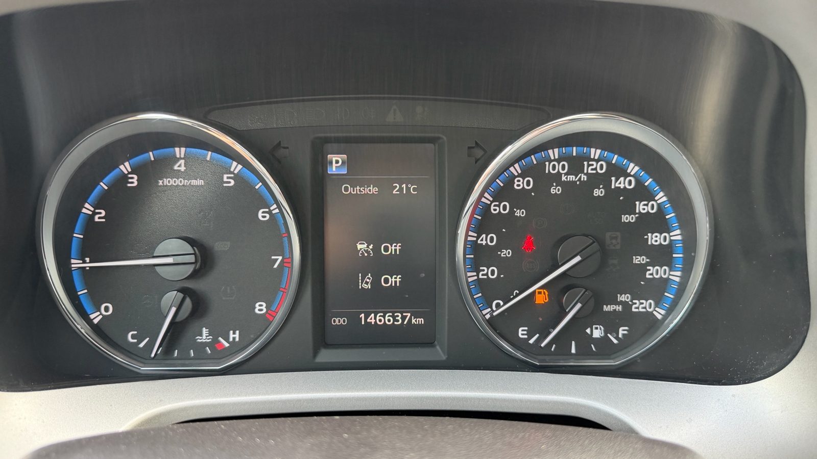 2017 Toyota RAV4 AWD 4dr Limited, photo 18 of 22