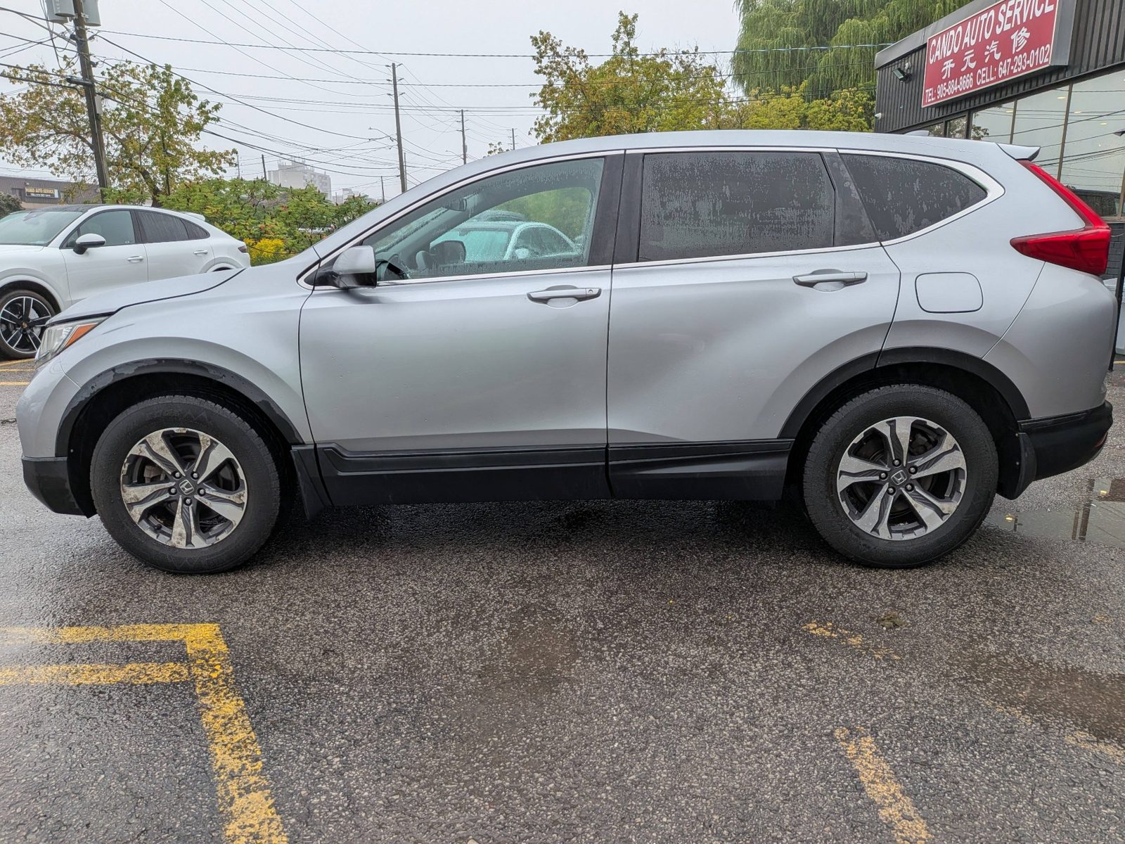 2017 Honda CR-V AWD 5dr LX, photo 2 of 19