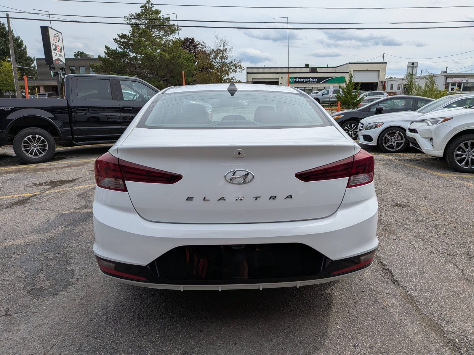 2020 Hyundai Elantra Preferred, photo 4 of 20