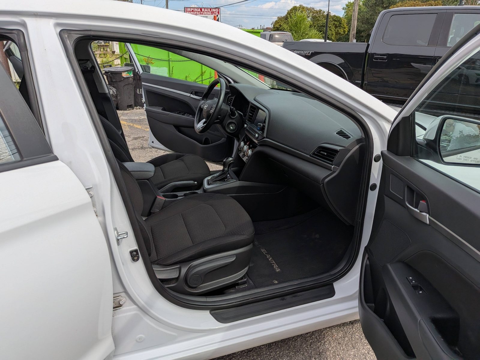 2020 Hyundai Elantra Preferred, photo 12 of 20
