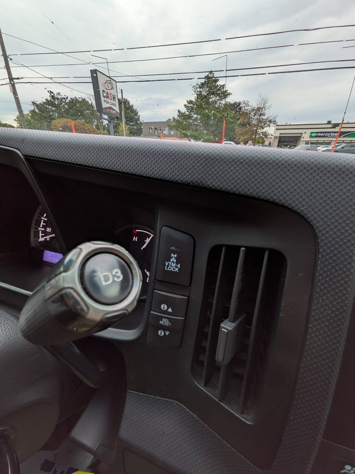 2012 Honda Ridgeline 4WD Crew Cab Touring, photo 23 of 24