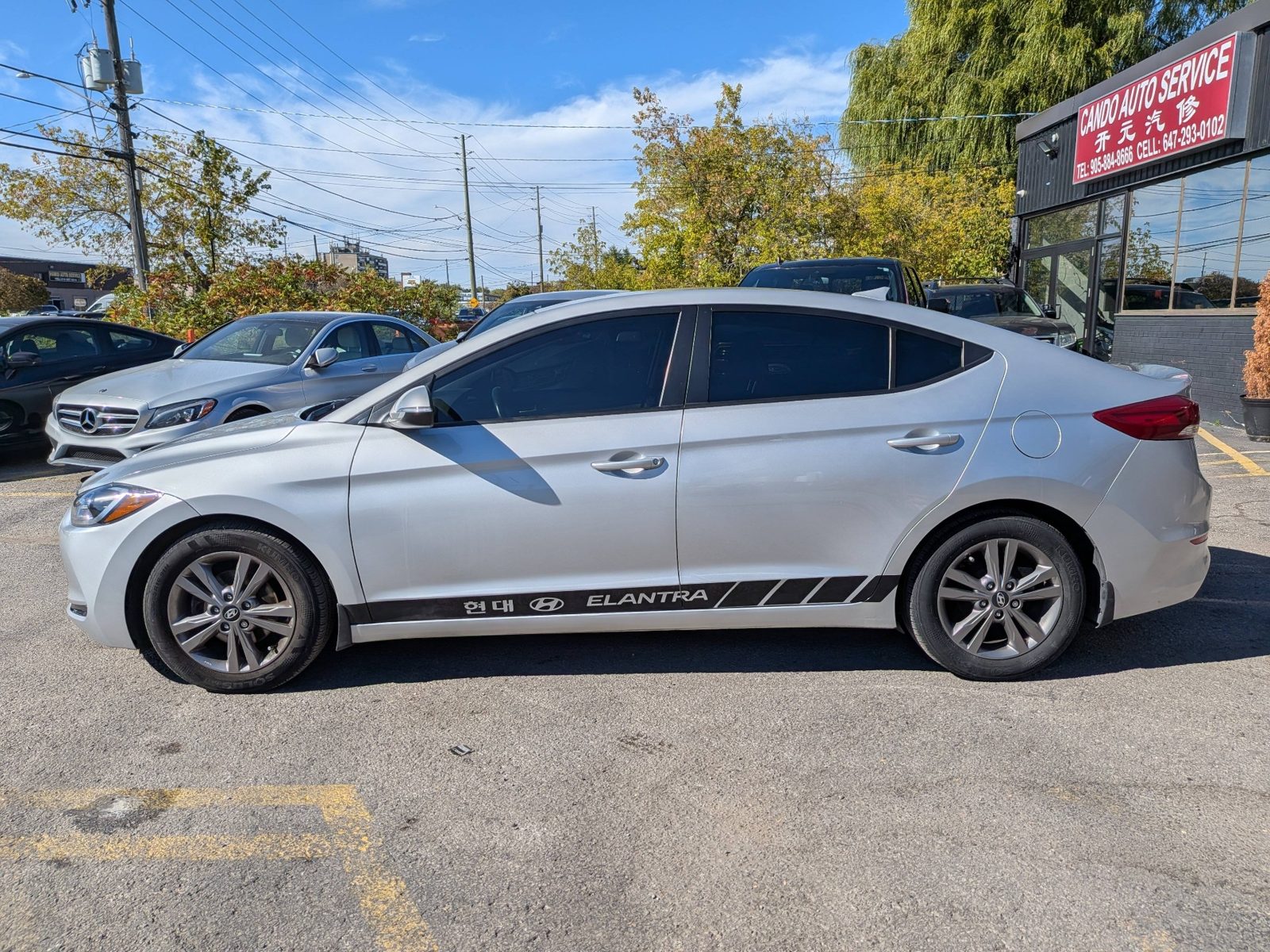 2017 Hyundai Elantra 4dr Sdn Auto GL, photo 2 of 17