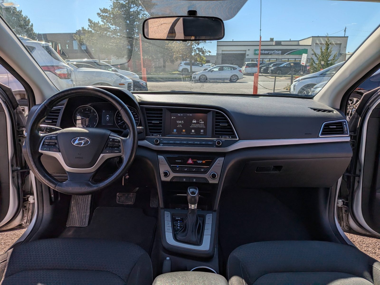 2017 Hyundai Elantra 4dr Sdn Auto GL, photo 14 of 17