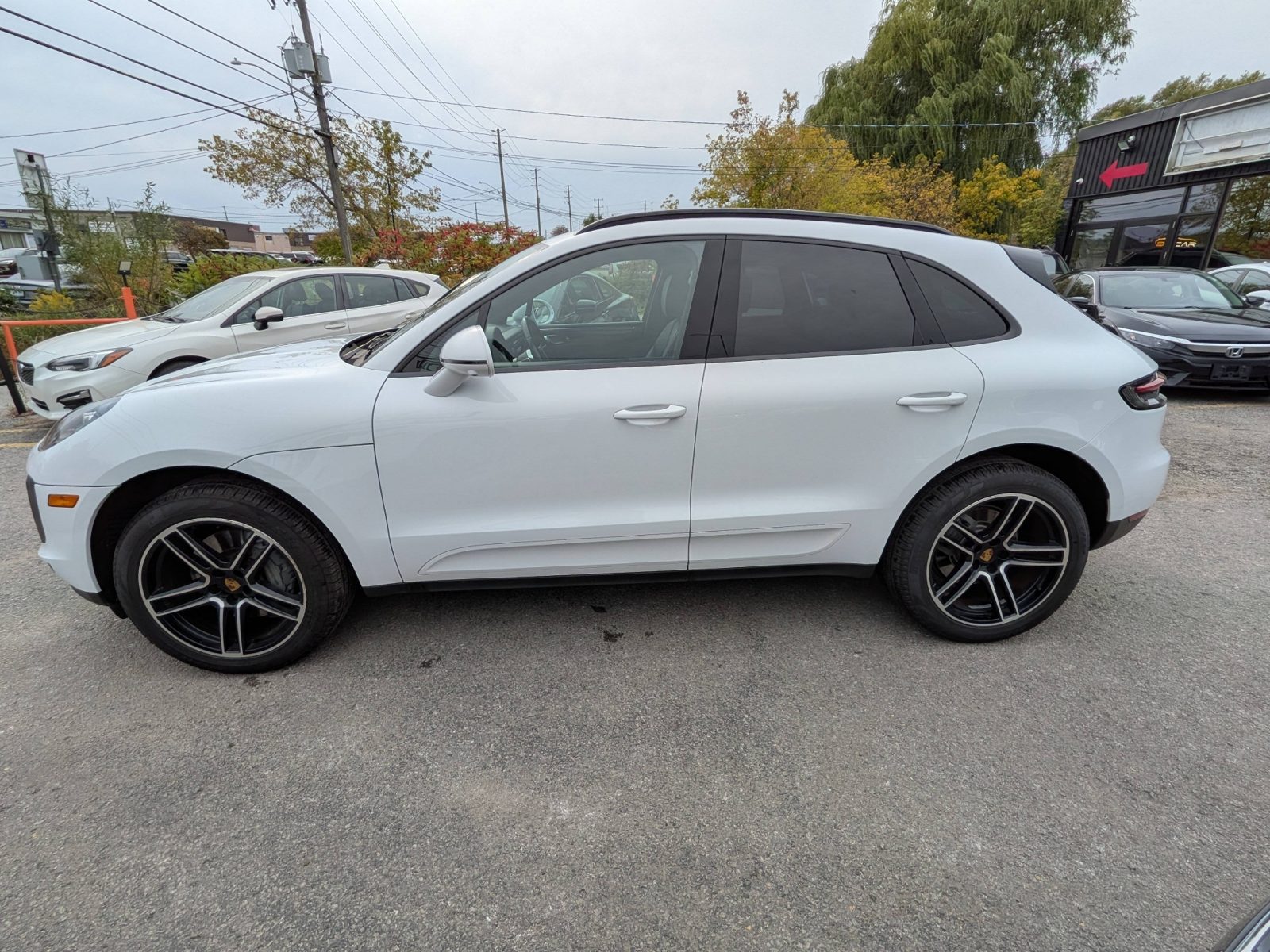 2020 Porsche Macan S AWD, photo 2 of 22