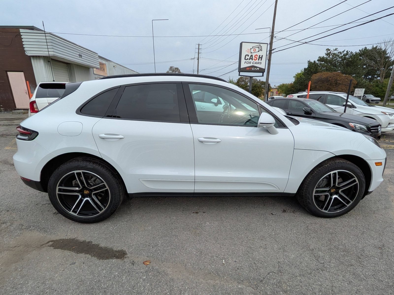 2020 Porsche Macan S AWD, photo 6 of 22