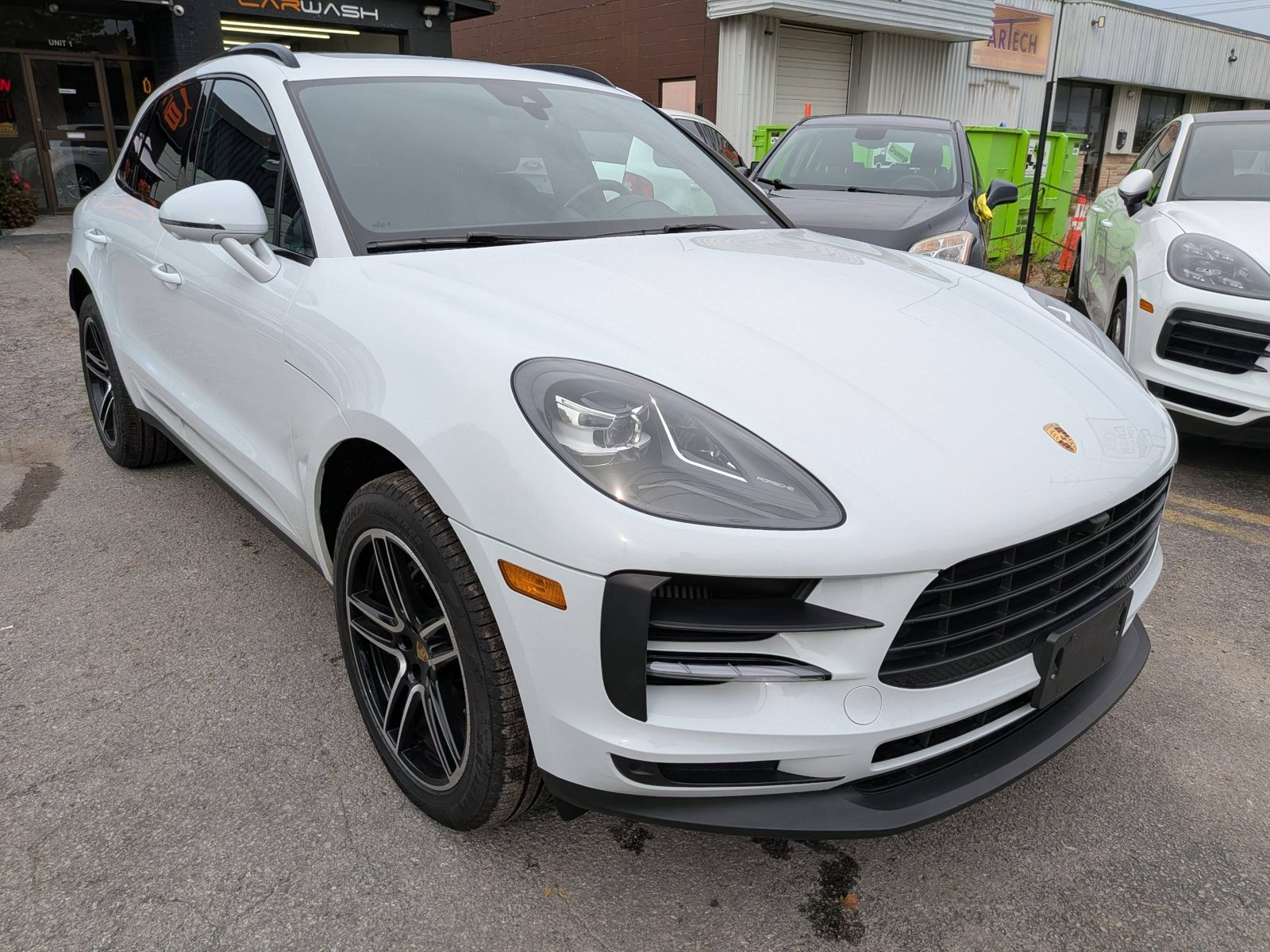 2020 Porsche Macan S AWD, photo 7 of 22