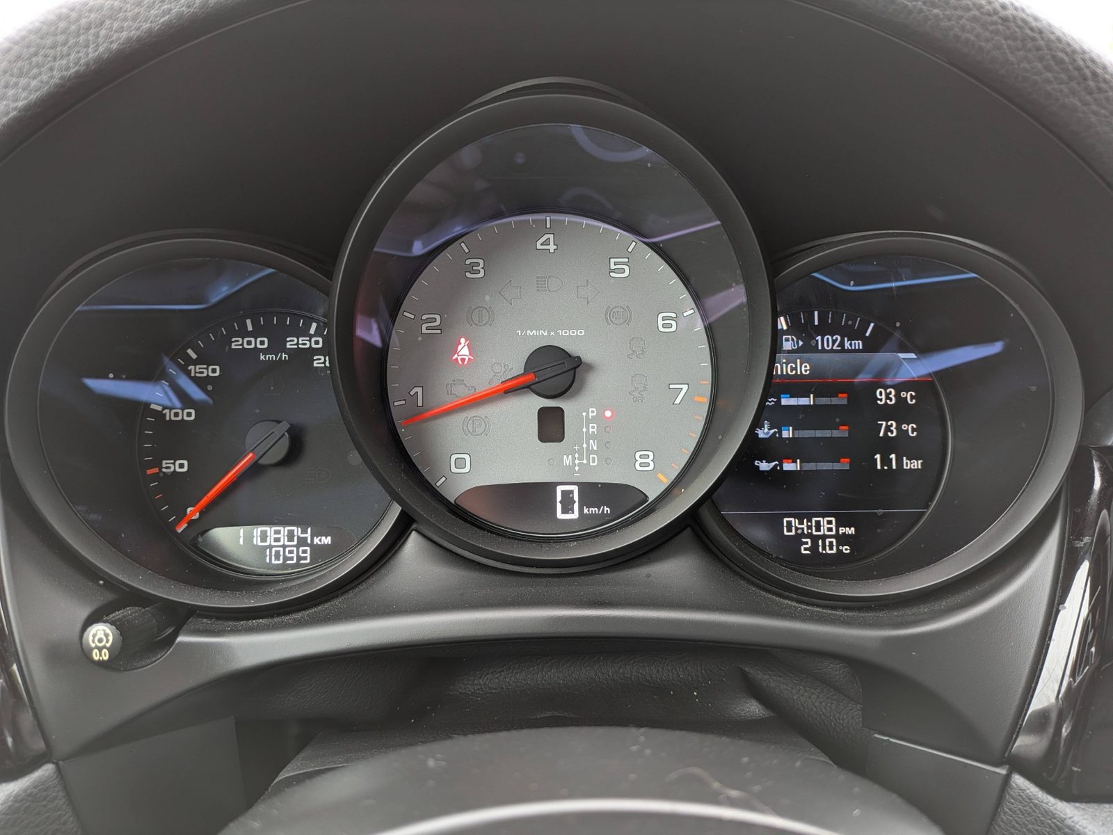 2020 Porsche Macan S AWD, photo 17 of 22