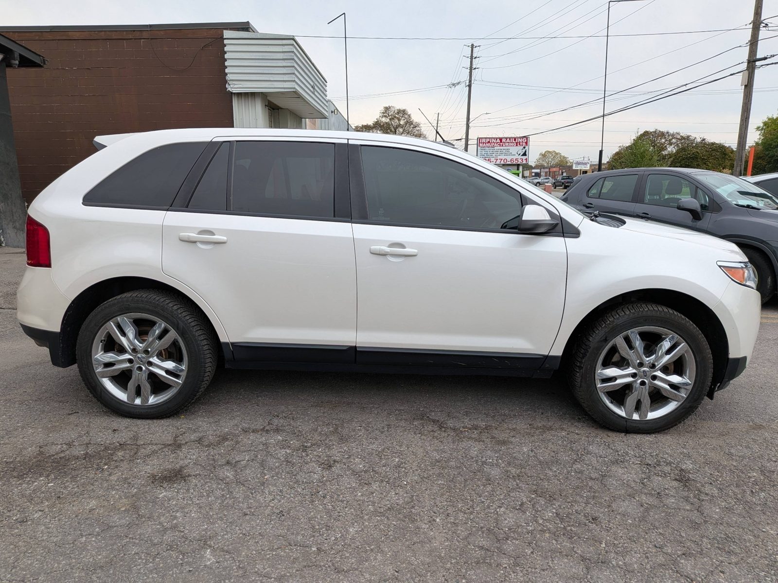 2013 Ford Edge 4dr SEL FWD, photo 6 of 18
