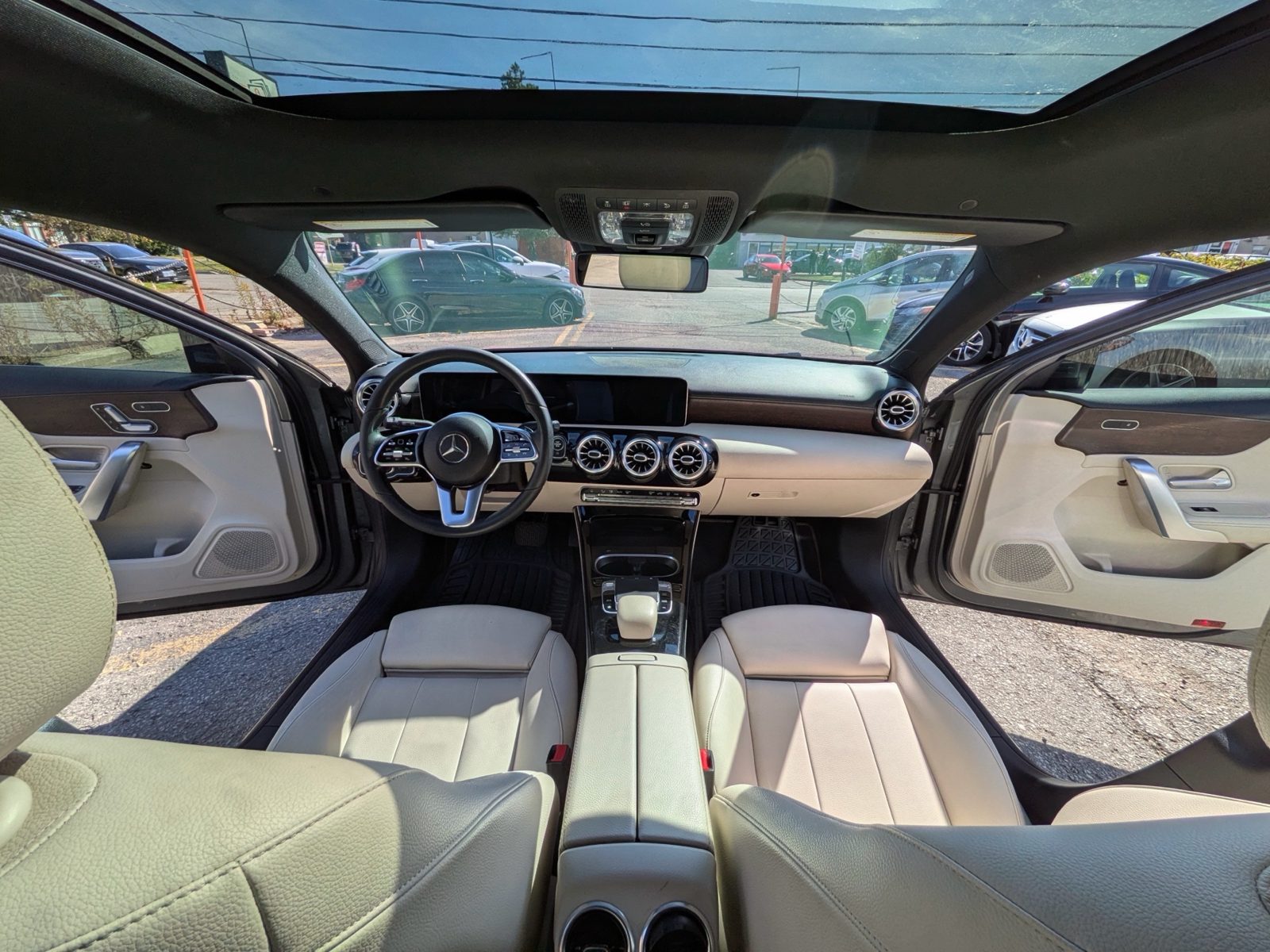 2019 Mercedes-Benz A-Class A 250 4MATIC Hatch, photo 13 of 19